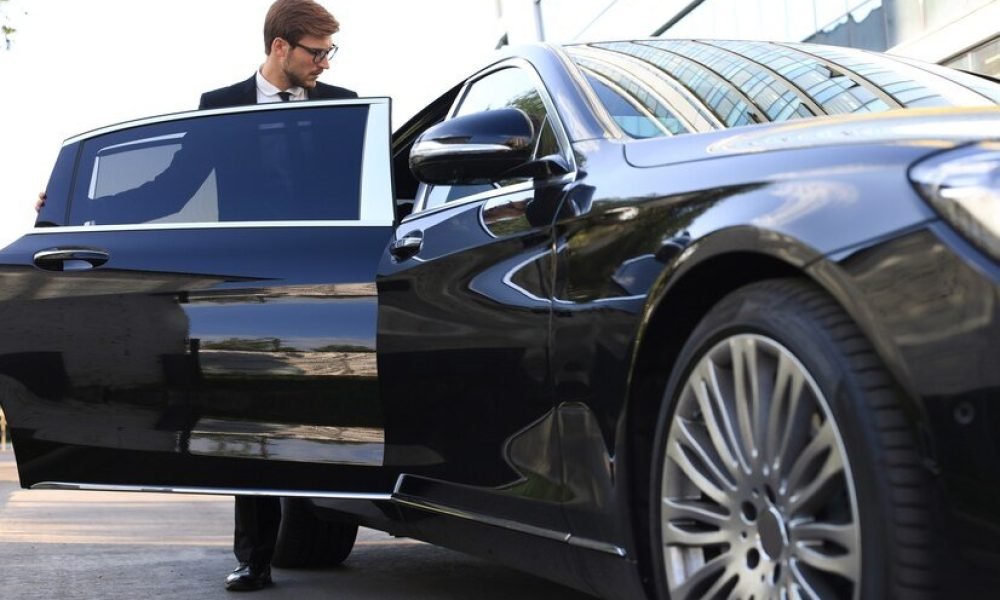 melbourne airport chauffeur transfer options