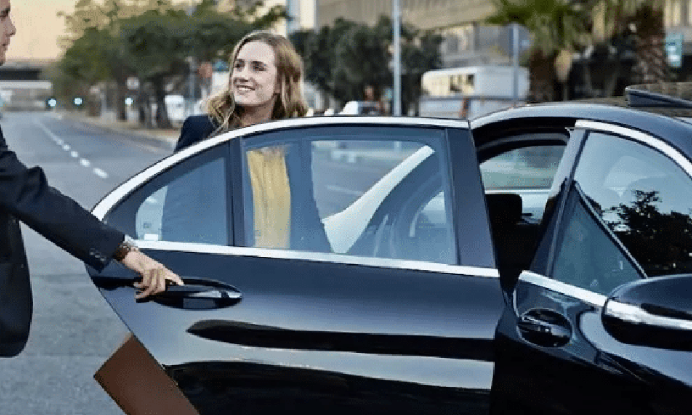 Premium Chauffeur Experience in Melbourne